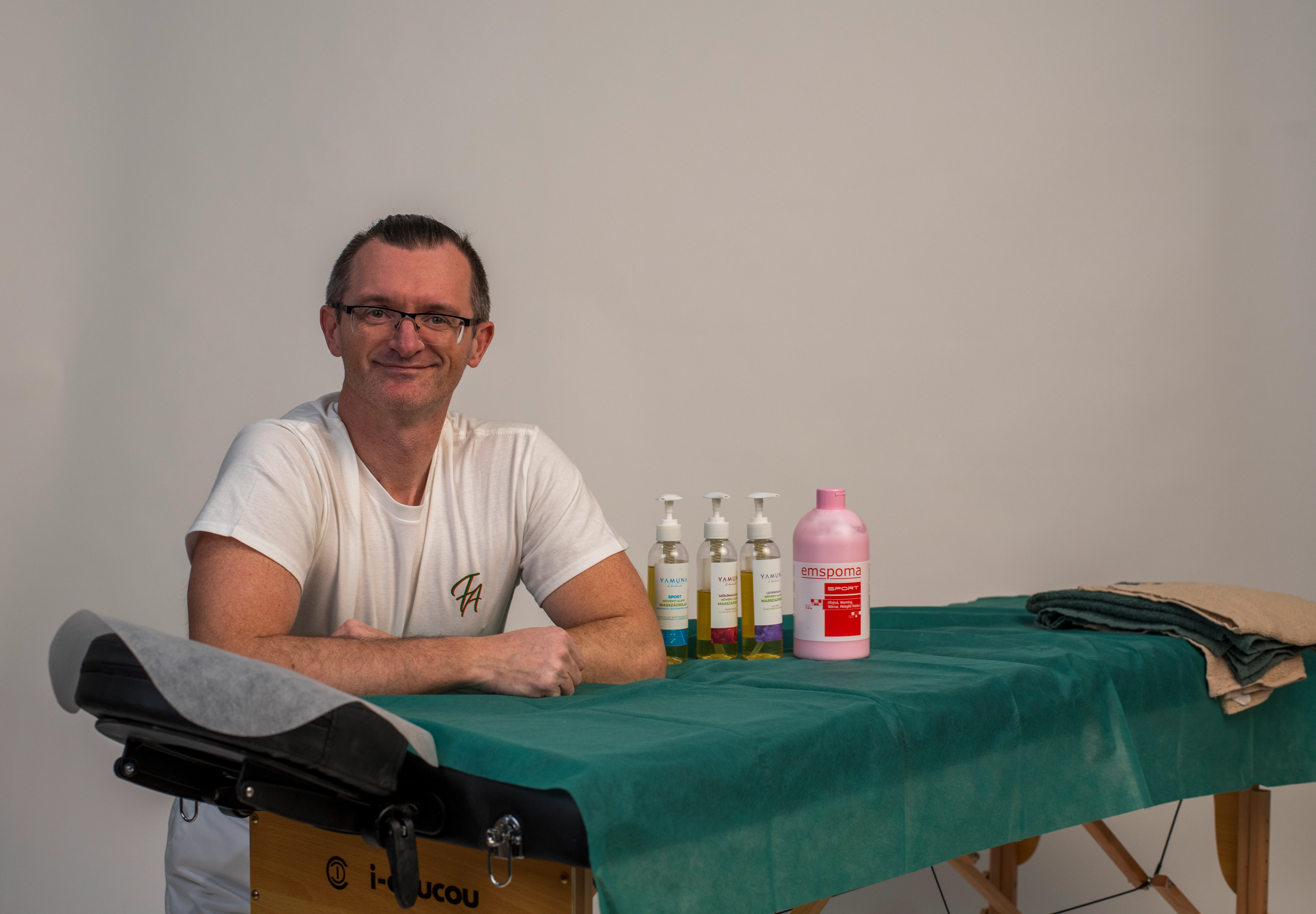 Frőlich Attila - masszőr